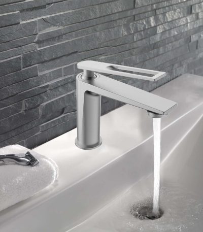 Heerlen Bathroom Faucet in Brush Nickle, Ceramic Disk Cartridge Flexible Hose